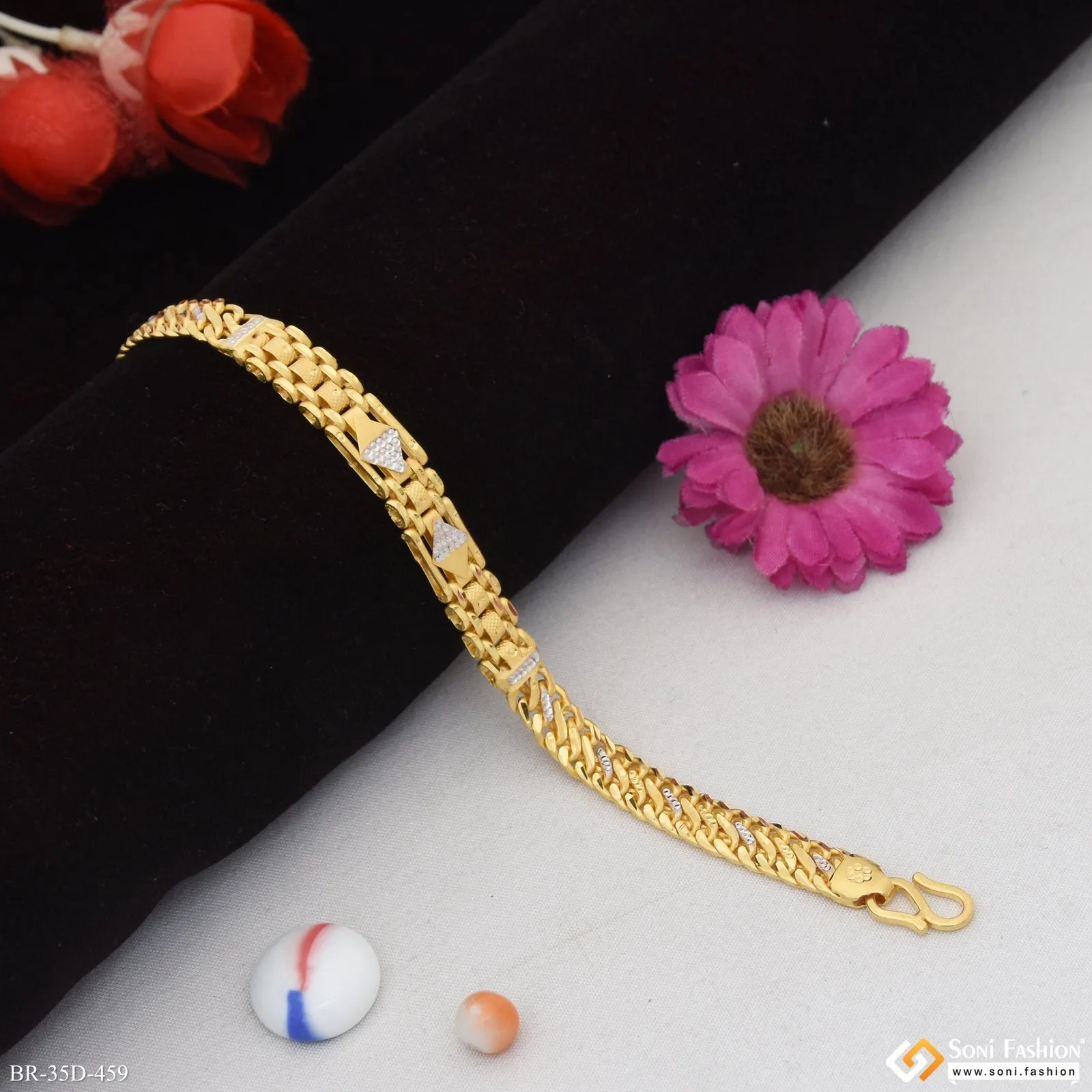 1 Gram Gold Plated Gorgeous Design Bracelet for Men - Style D459