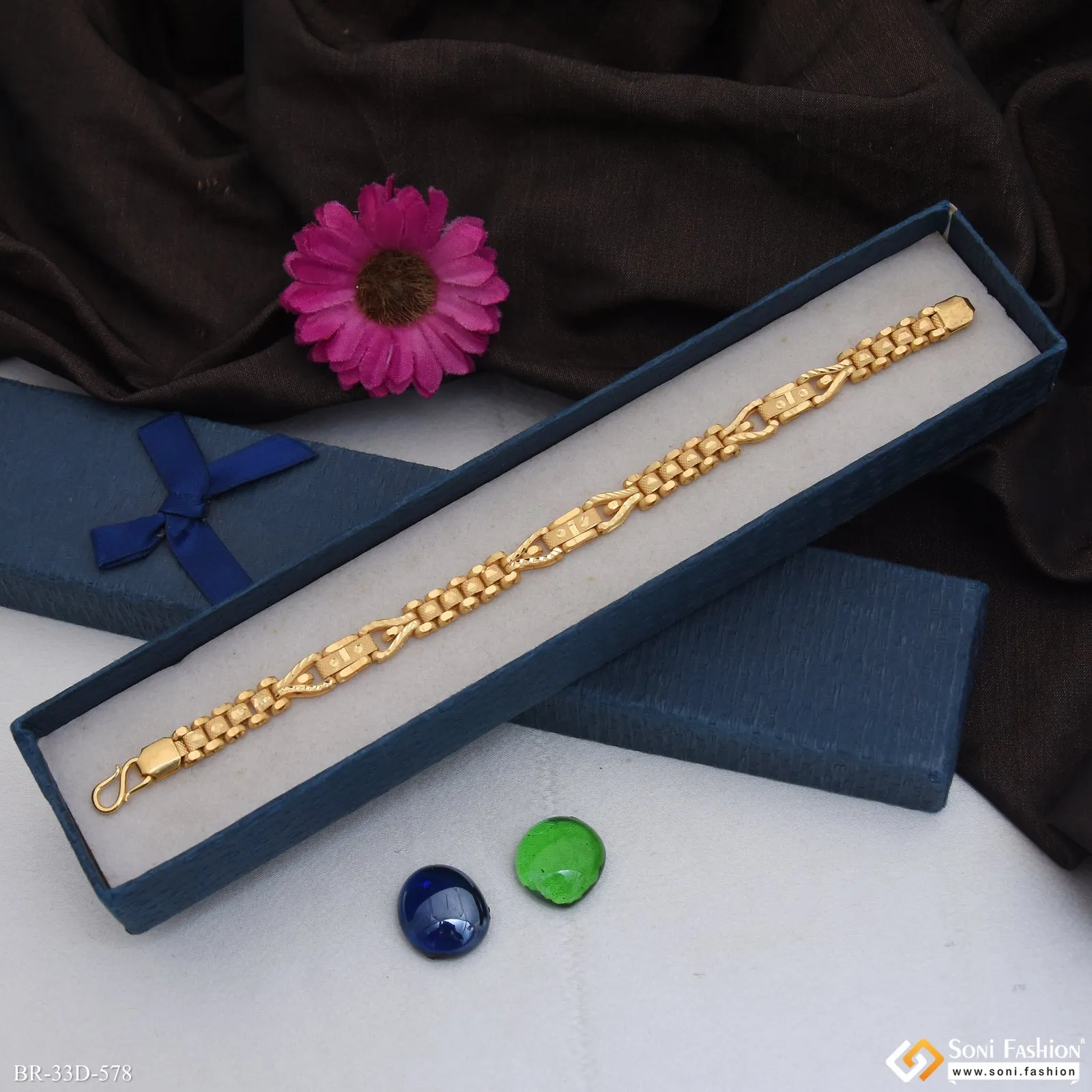 1 Gram Gold Plated Popular Design Box Bracelet for Men - Style D578