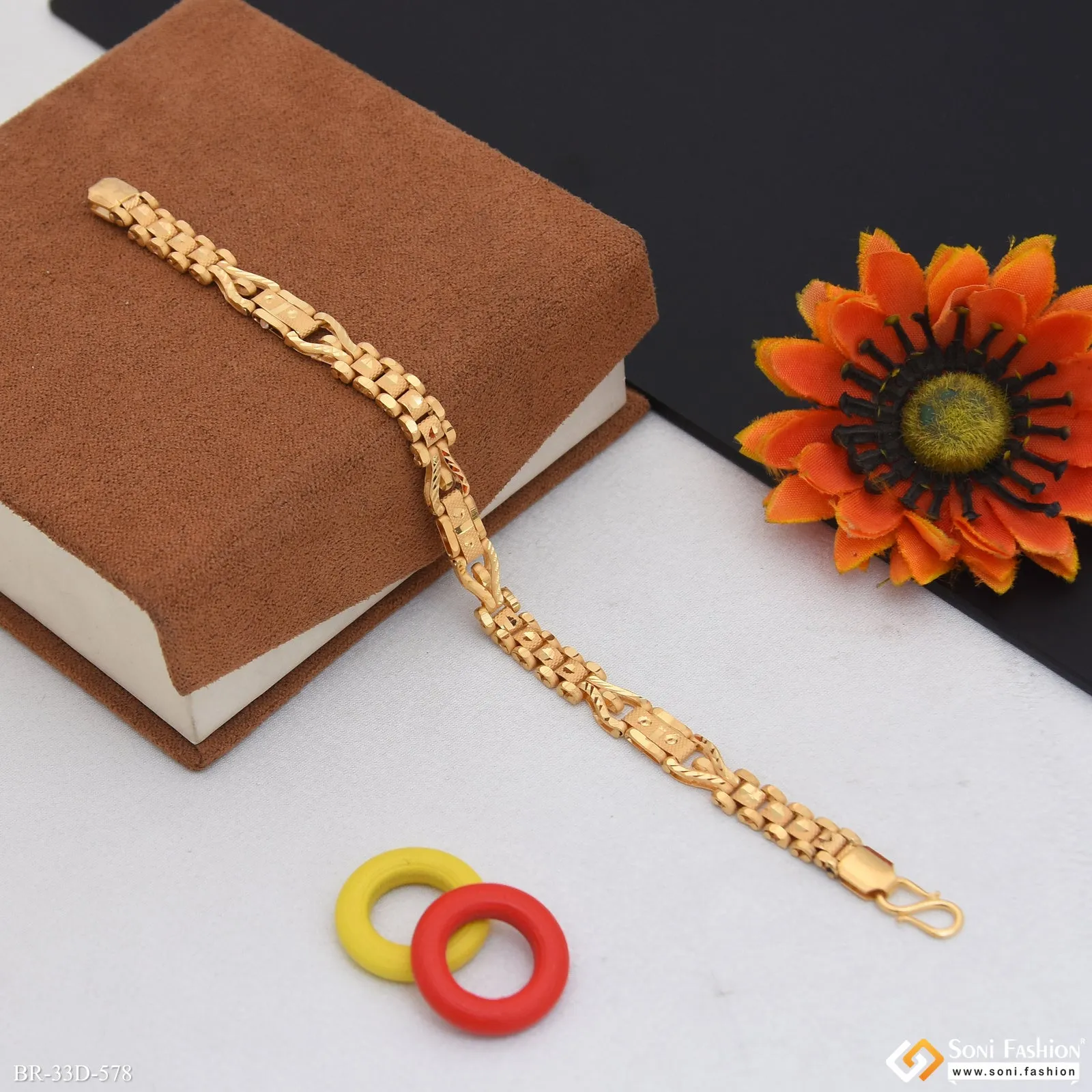 1 Gram Gold Plated Popular Design Box Bracelet for Men - Style D578
