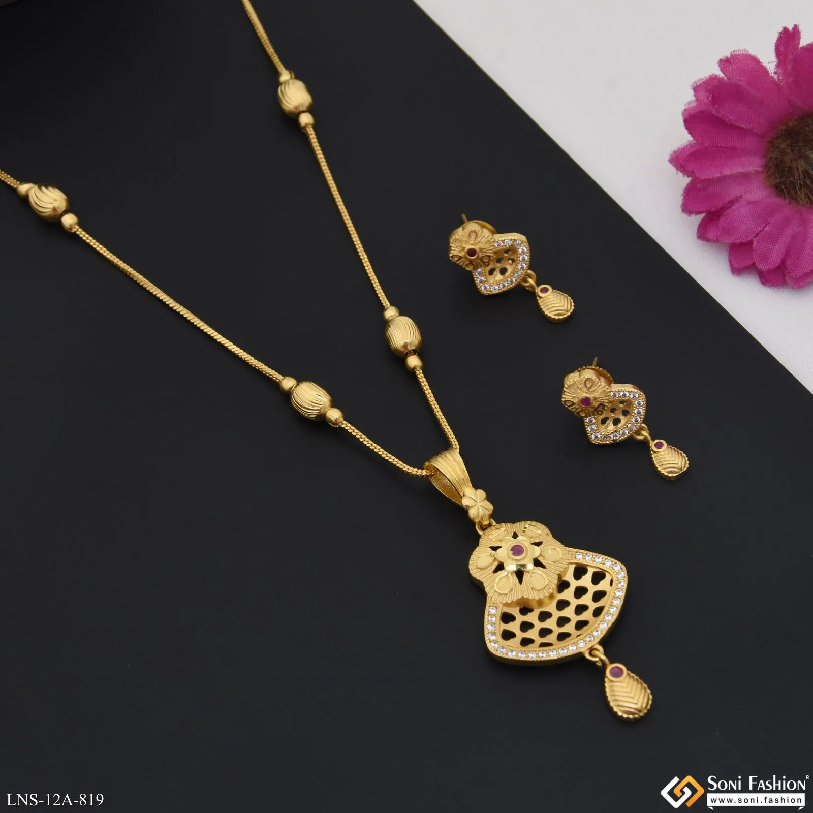 Artisanal Design Gold Plated Necklace Set for Ladies - Style A819