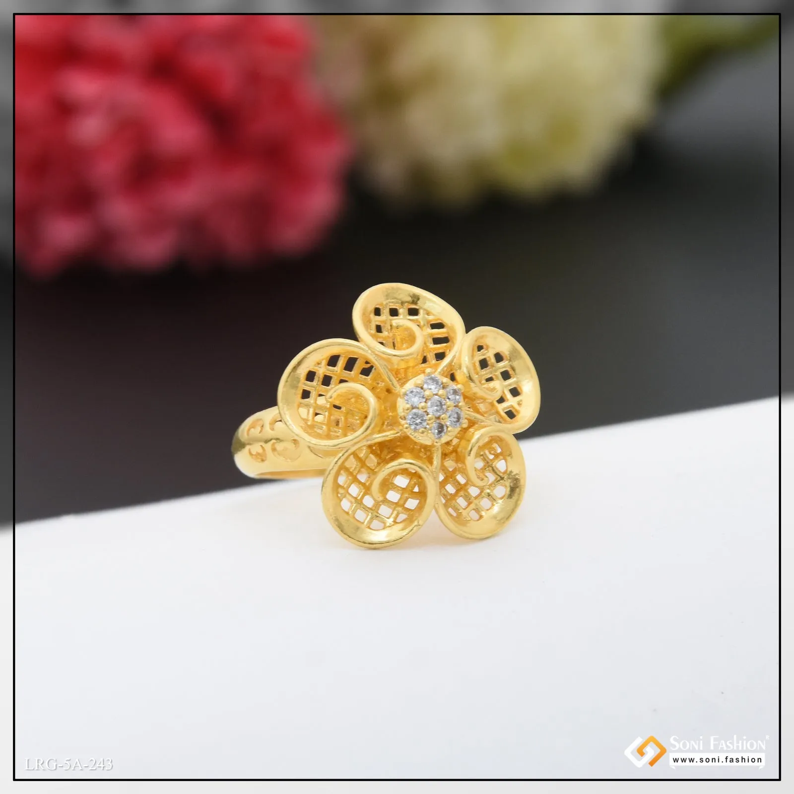 Eye-Catching Design Gold Plated Ring for Ladies - Style A243