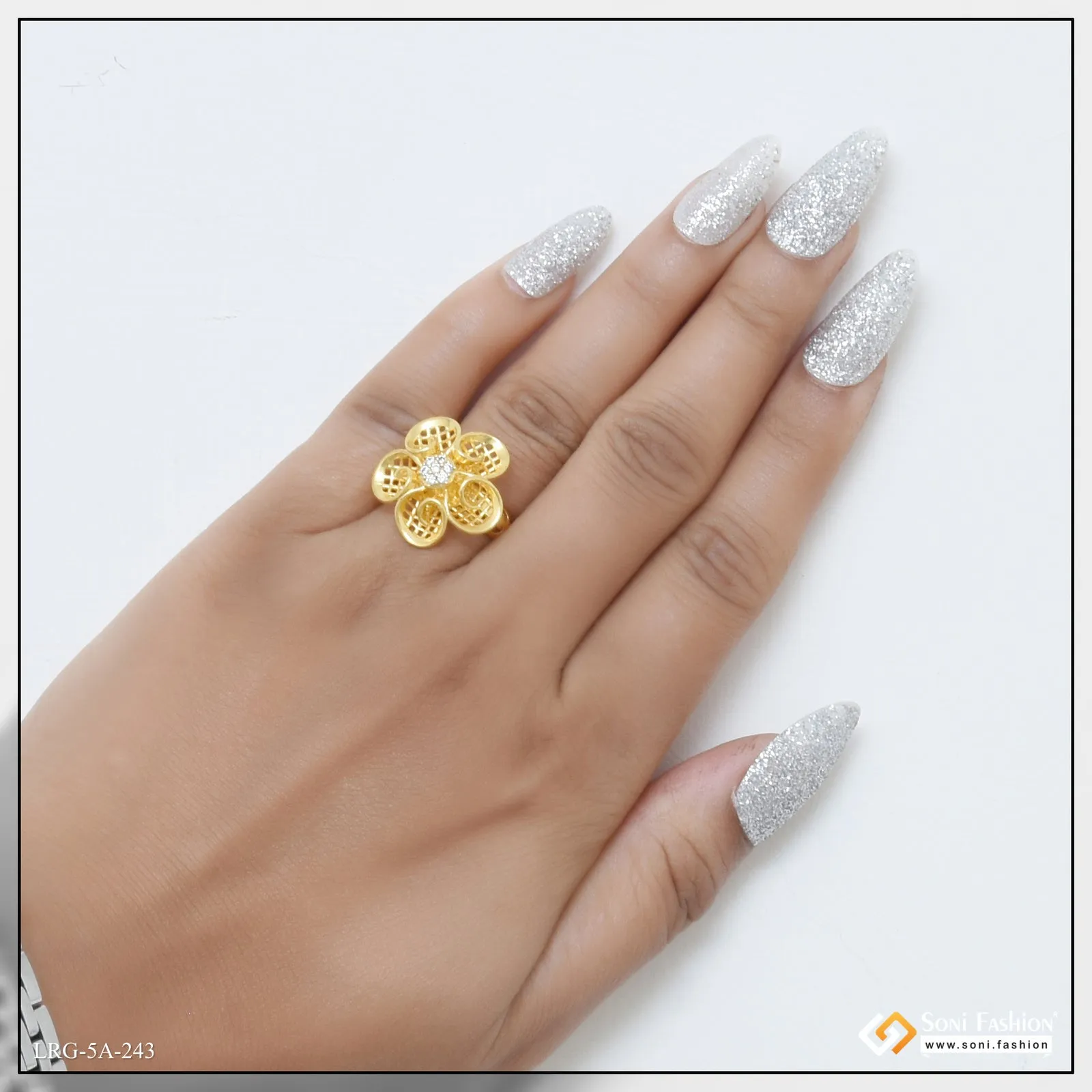 Eye-Catching Design Gold Plated Ring for Ladies - Style A243
