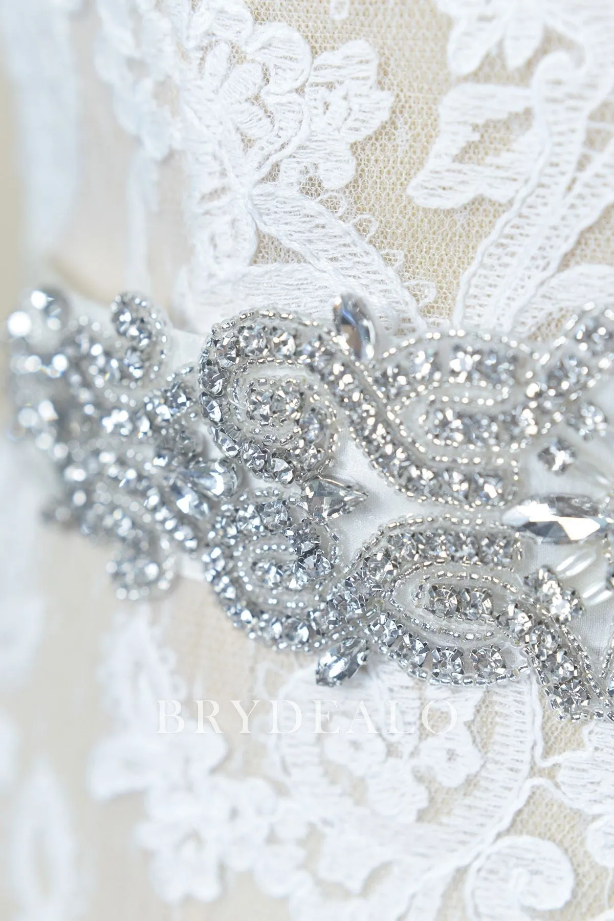 Luxurious Rhinestones Pearls Bridal Sash Online