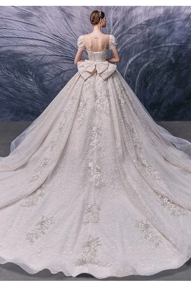 New Luxurious Wedding Dress with Beaded Crystals
