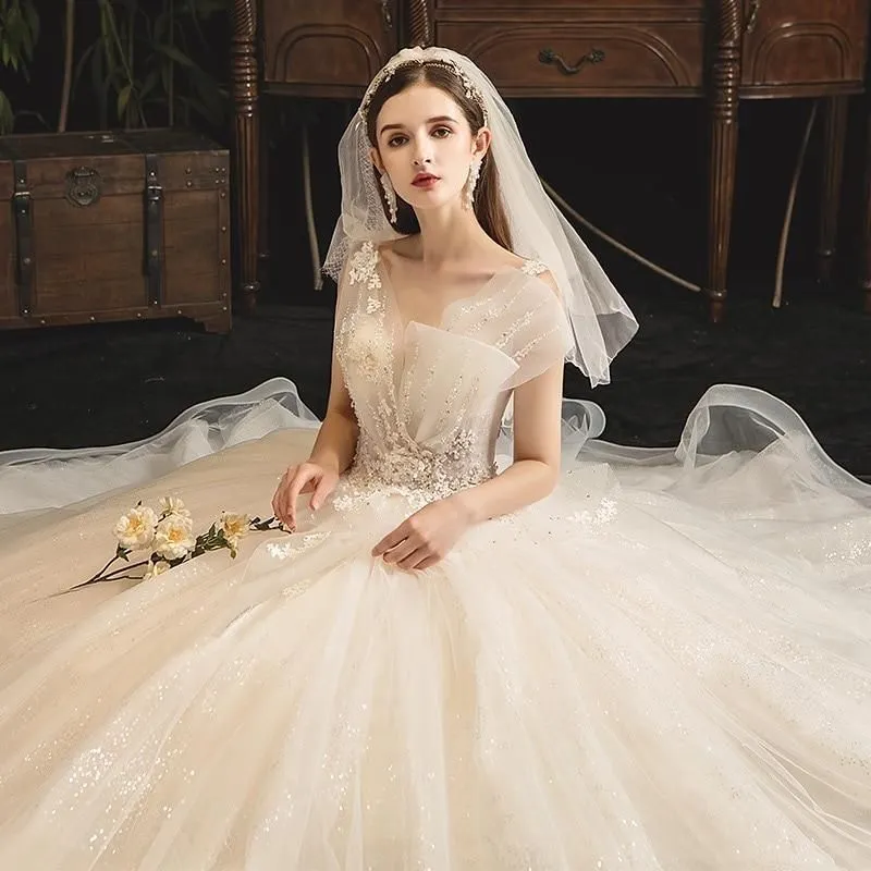 New Shiny Princess Wedding Dress with Luxurious Lace