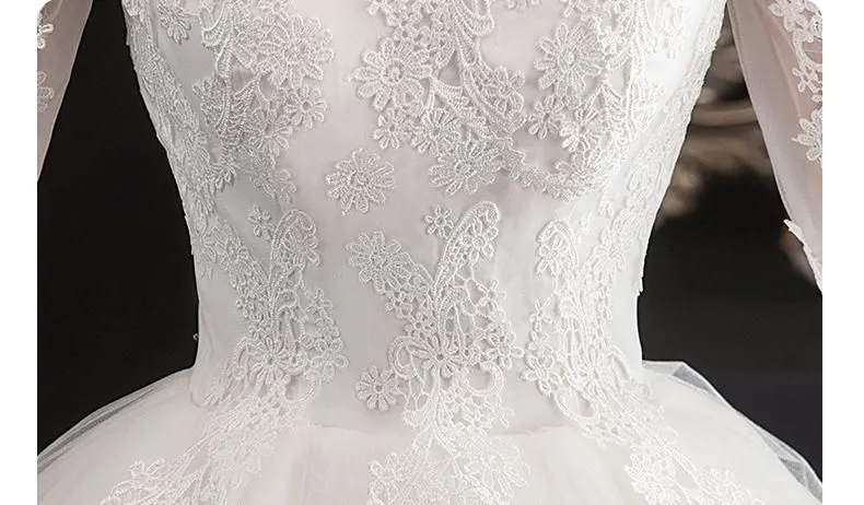 New Wedding Dress with Luxurious Lace