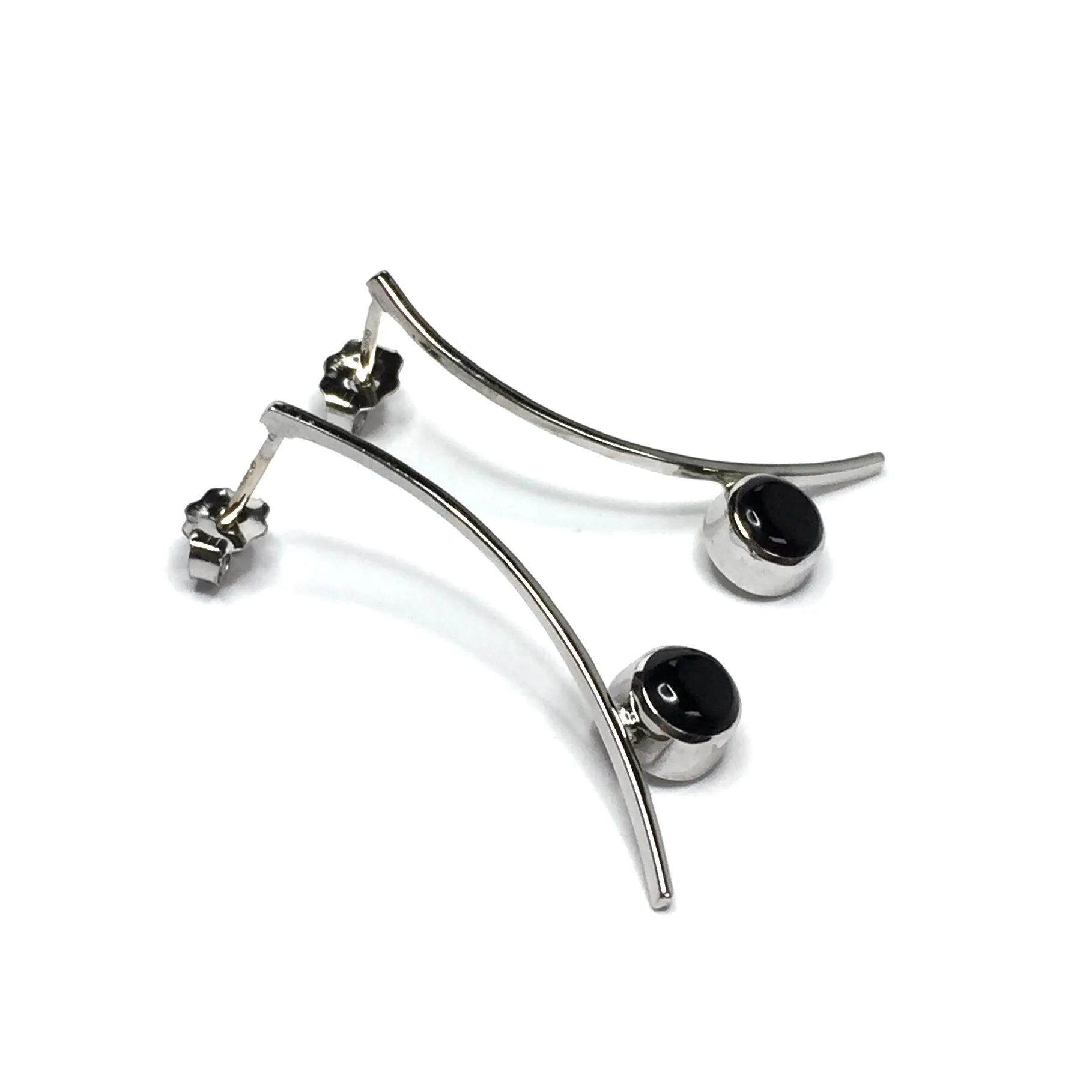 Onyx Round Inlaid Curved Bar Earrings